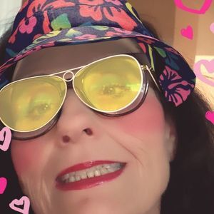 Meet your Posher, Teri